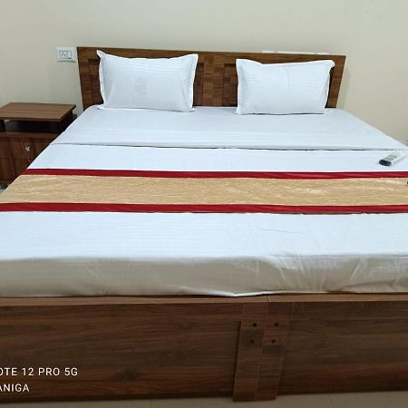 Premier Inn Lodge Mangalore Extérieur photo